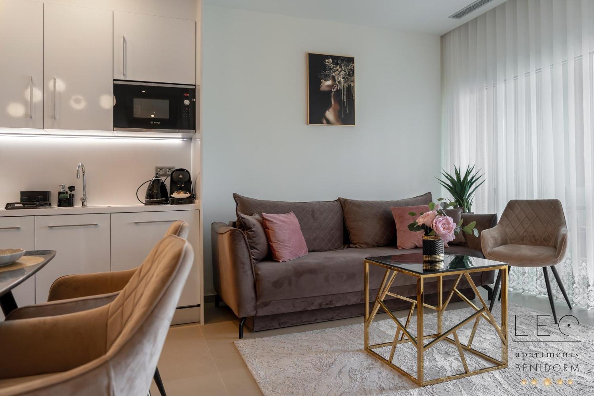 Intempo Residence By Leo Apartments Бенидорм Екстериор снимка