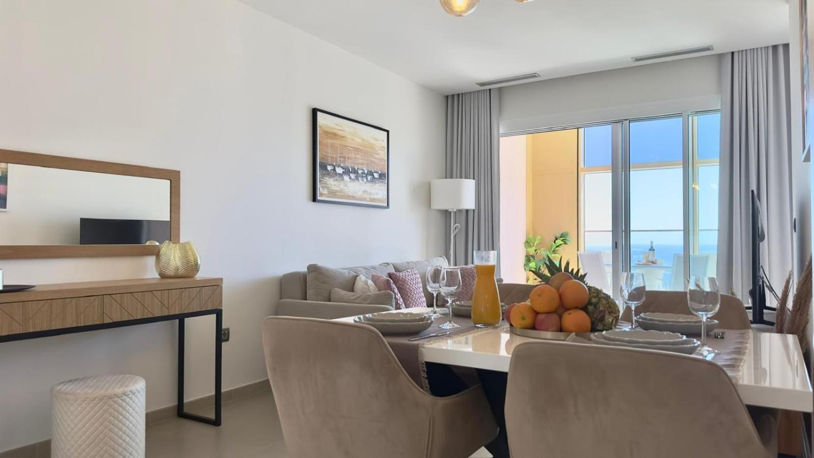 Intempo Residence By Leo Apartments Бенидорм Екстериор снимка